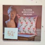 Klassisk korsstingsbroderi